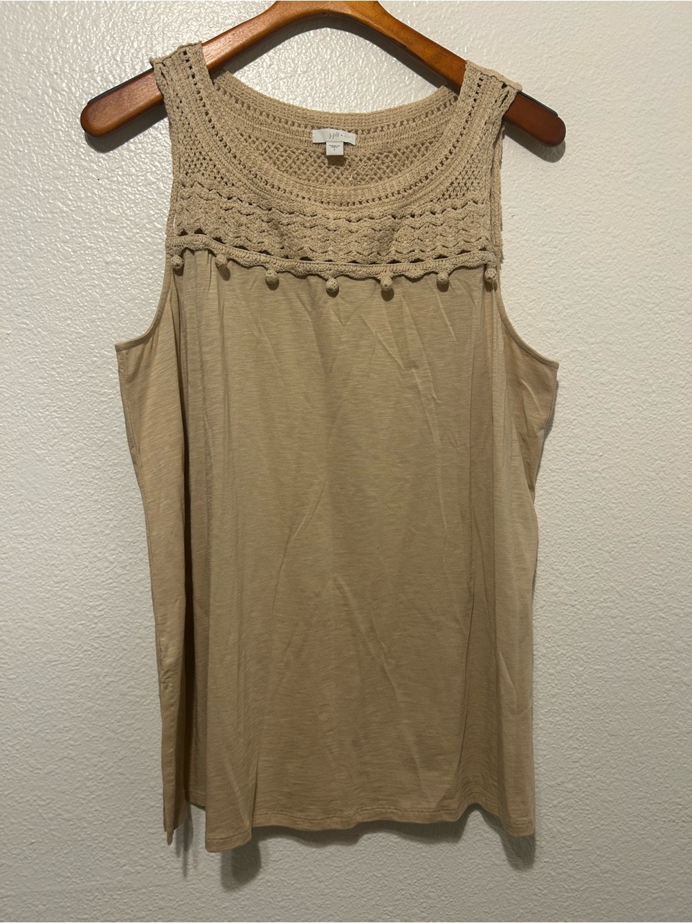 J. Jill Beige Crochet Yoke Sleeveless Tank